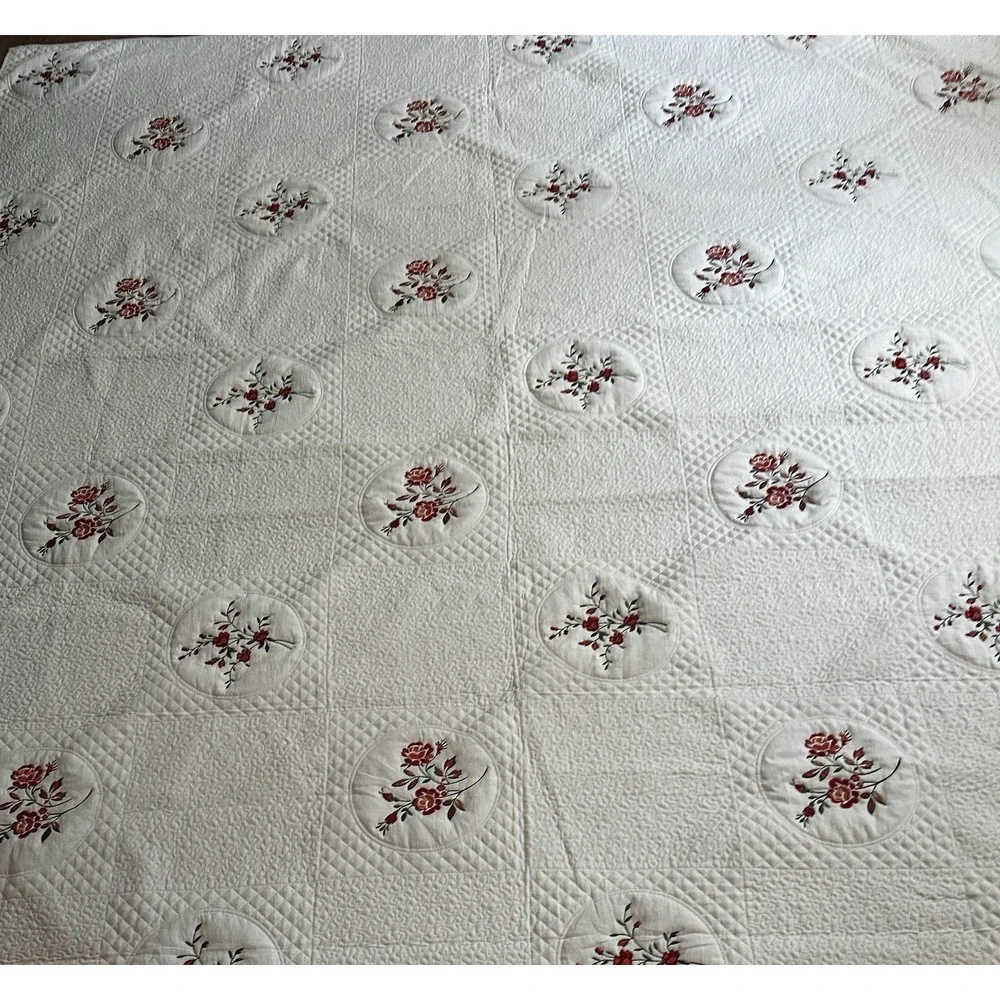 Queen/king quilted coverlet, 86 x 102 white, red floral embroidery Lightweight